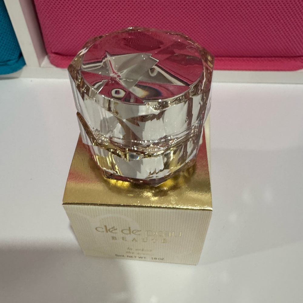 Cle De Peau sample deluxe size La Creme 0.18 oz- NEW